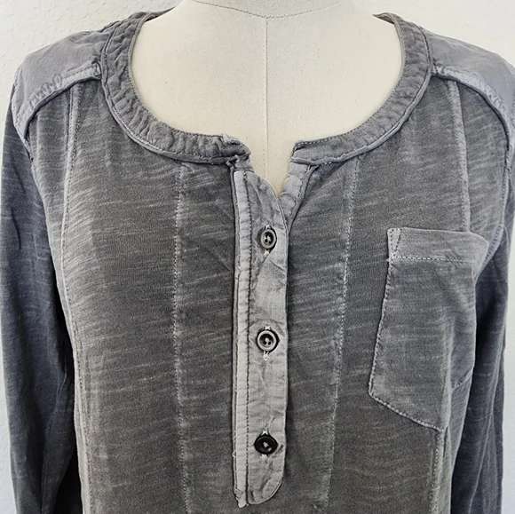 Natural reflections long-sleeved top. Size medium. Grey. - Picture 7 of 9